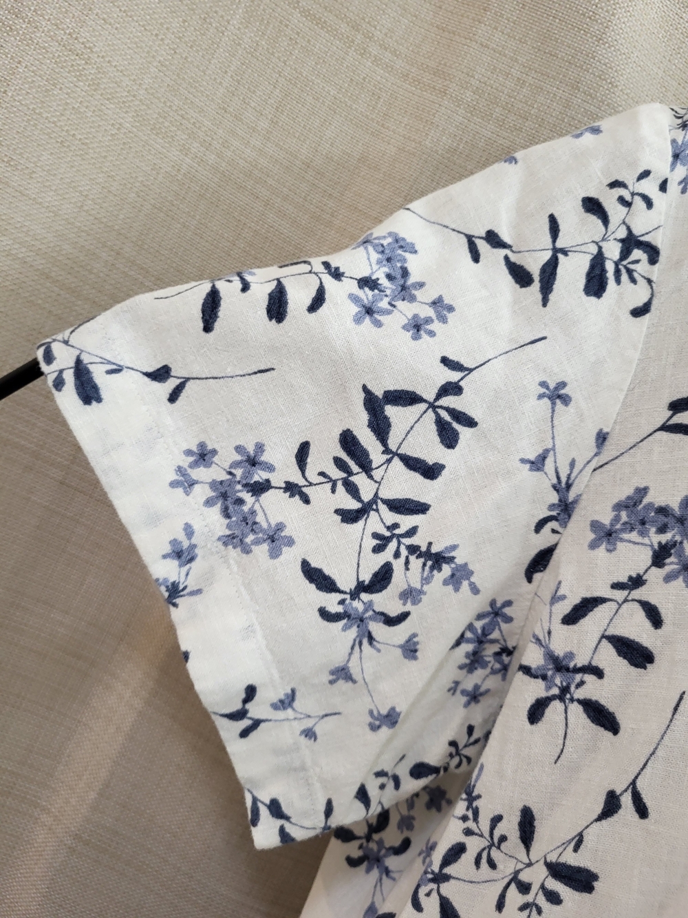 Elisabeth Women's White Blue Floral Linen Blend Button Down Blouse Size 16 - Picture 8 of 12